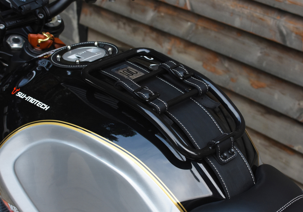 Glowing™ BMW R nineT - Fuel tank belt with bag -  Luggage rack style
