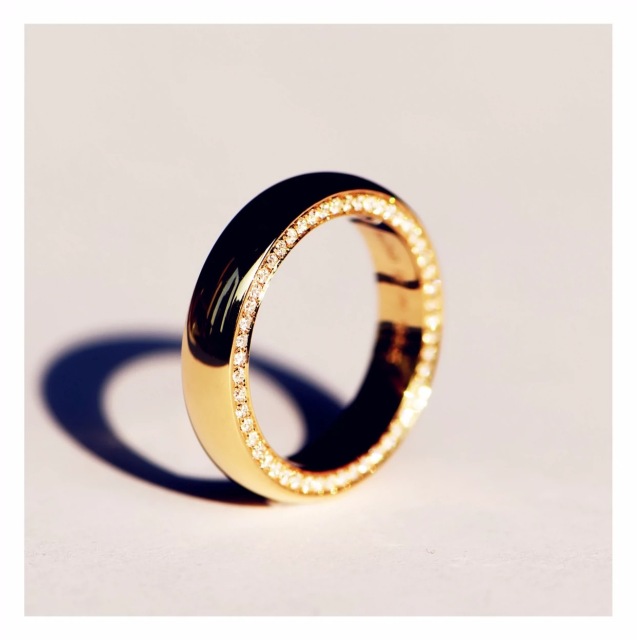 Ring with Sided Full Circle Stones