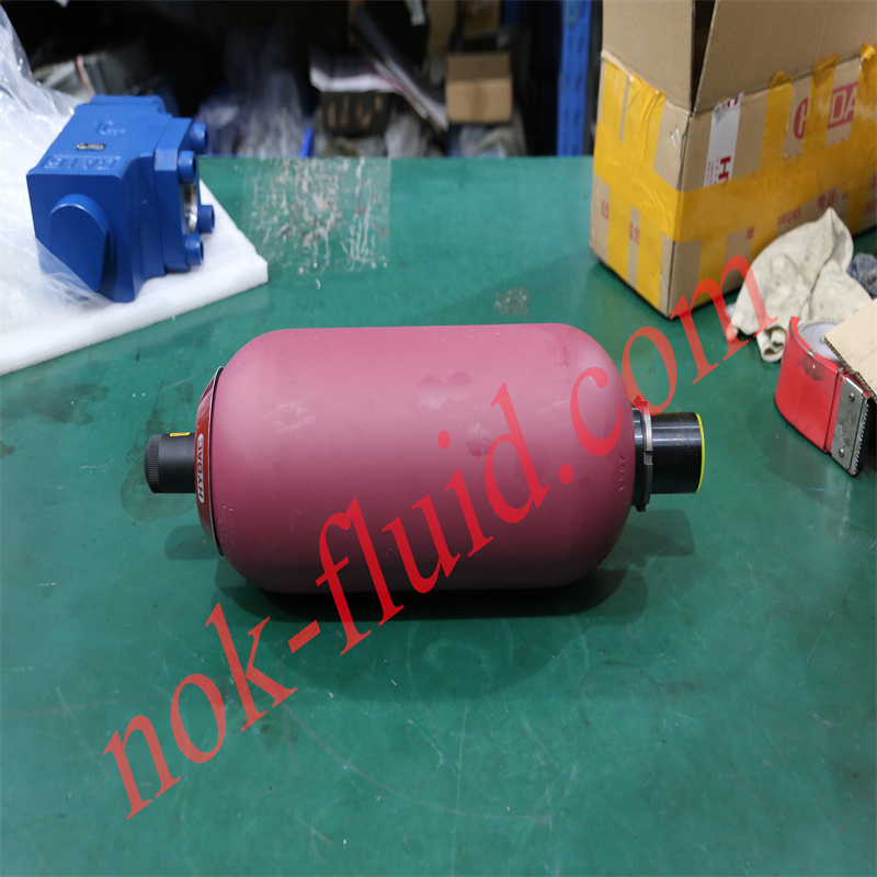 HYDAC ACCUMULATOR SB330-6A1/112A9-330A