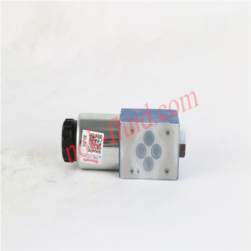 REXROTH  VALVE 4WE6Y62/EG24N9K4 R900561276