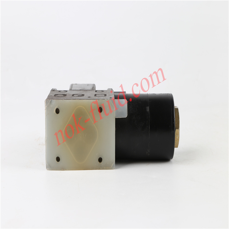 NACHI SOLENOID VALVE  S-G01-A3X-GRZ-D2-33