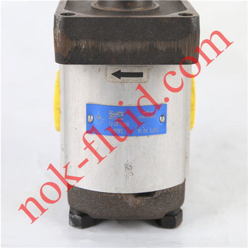 Jihostroj GEAR PUMP T2-8R.11800