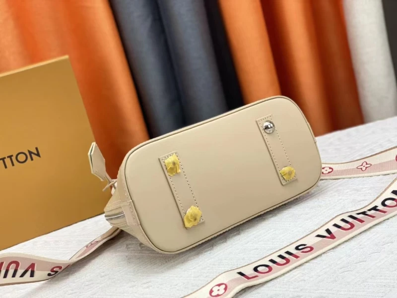 LV-L083