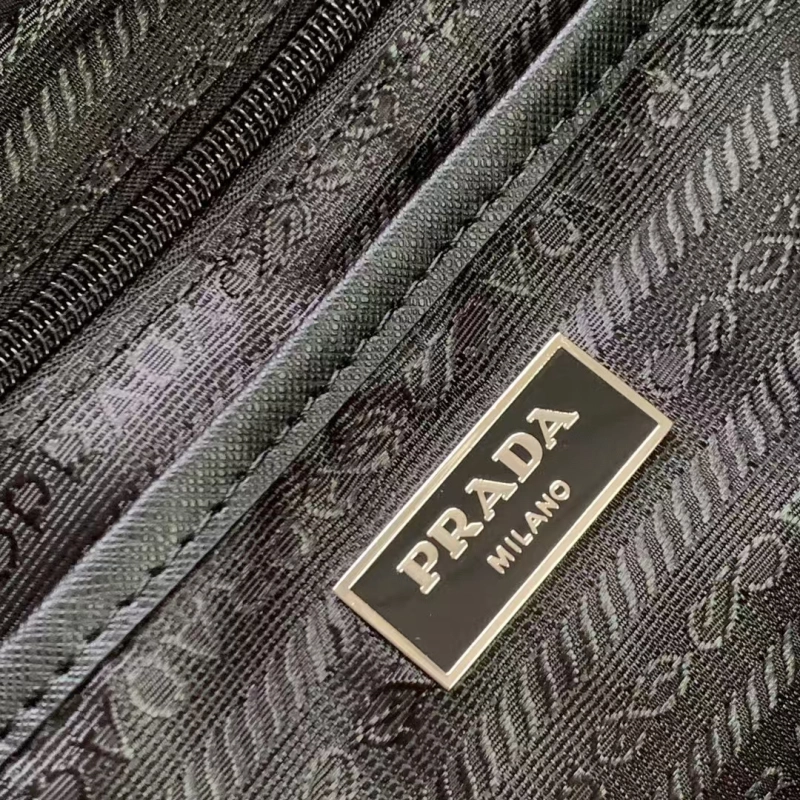 Prada Double-shoulder backpack with drawstring, waterproof, all-match and casual   P021