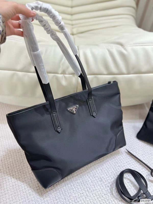 Prada  tote bag  three-piece set  P019