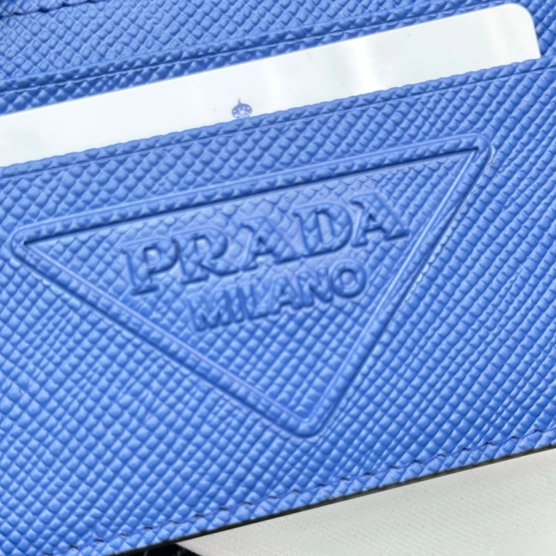 PRADA-Wallet-W185
