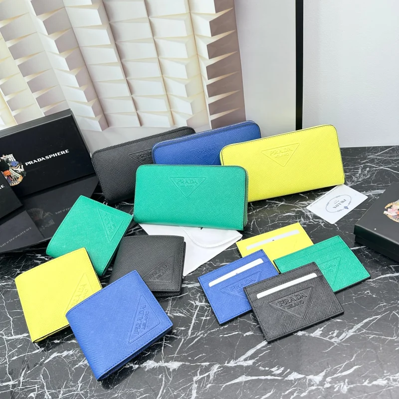 PRADA-Wallet-W185