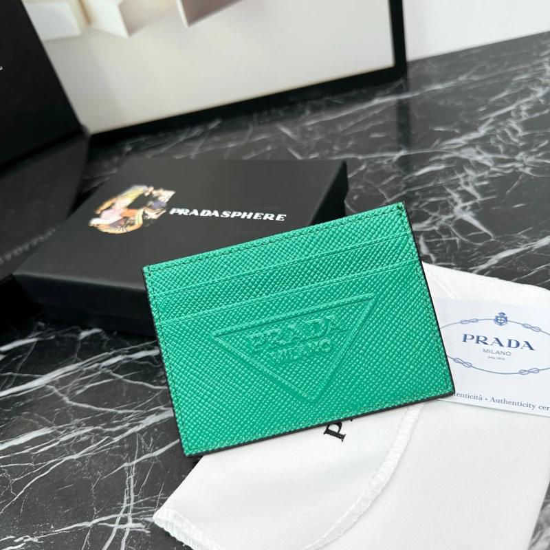 PRADA-Wallet-W185