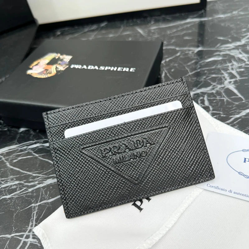 PRADA-Wallet-W185