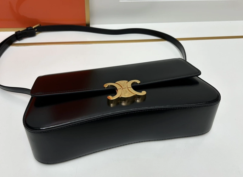 CELINE-C042