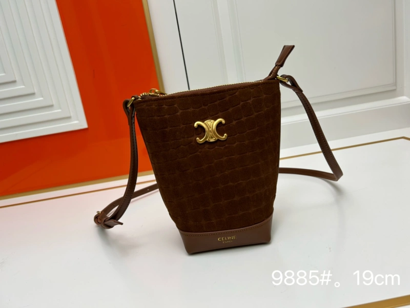 CELINE-9885