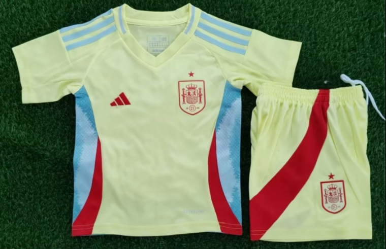 Spain  jersey adult kit  kids kit New 2024 2025 Home away Spain soccer jersey 10-20 days. It will arrive in your country
