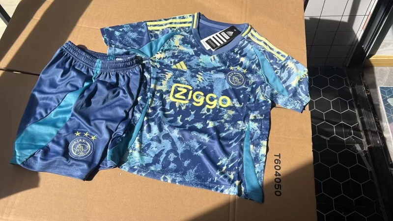 Ajax jersey adult kit  kids kit New 2024 2025 Home away Spain soccer jersey 10-20 days. It will arrive in your country