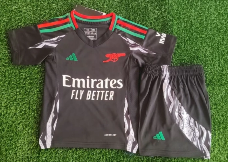 24 25 new Arsenal child jersey 2024 2025 adult kit kids kit  Home and away New adult 24 25 Arsenal soccer jersey 10-20 days. It will arrive in your country