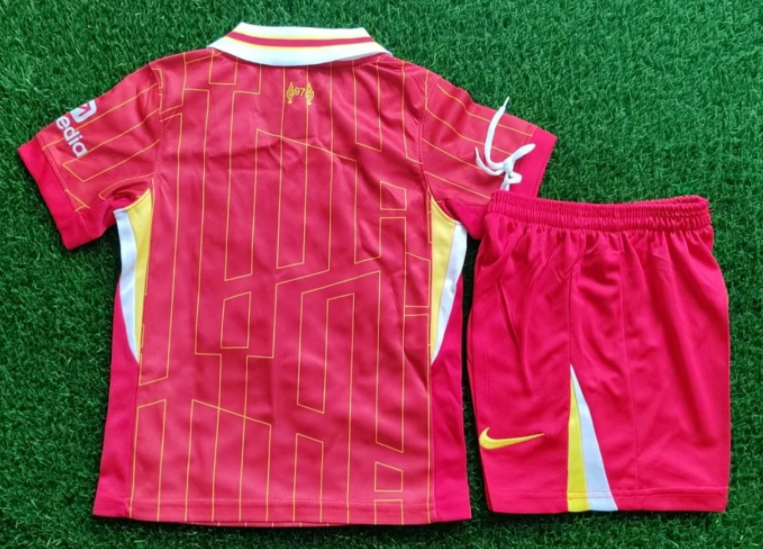 24 25 new Liverpool child jersey 2024 2025 adult kit kids kit  Home and away New adult 24 25 Liverpool  soccer jersey 10-20 days. It will arrive in your country