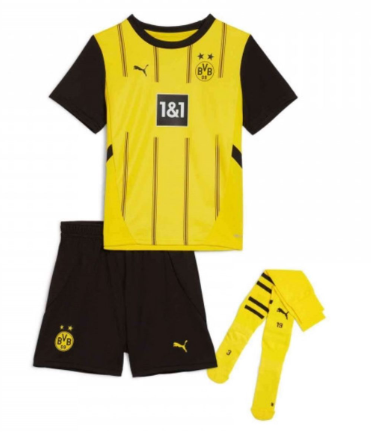 Dortmund jersey 2024 2025 adult kit  kids kit  Home Third away New adult 2024 2025 Dortmund soccer jersey 10-20 days. It will arrive in your country