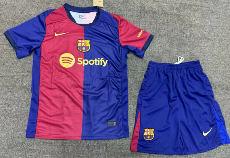 24 25 new Barcelona child jersey 2024 2025 adult kit kids kit  Home and away New adult 24 25 Barcelona soccer jersey 10-20 days. It will arrive in your country