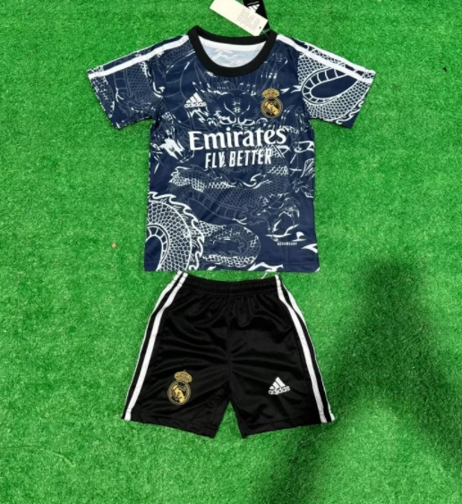 Real Madrid jersey kids kit Home Third away child jersey New 2024 2025 Real Madrid soccer child jersey 10-20 days. It will arrive in your country