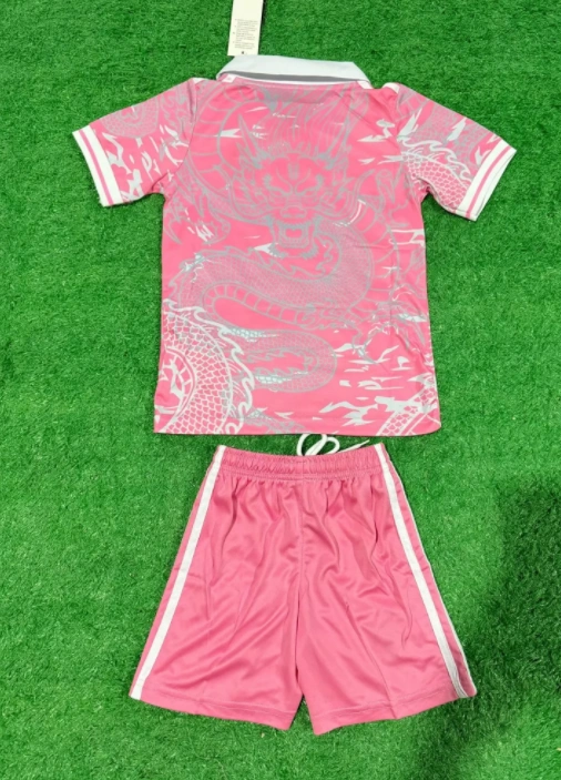 Real Madrid jersey kids kit Home Third away child jersey New 2024 2025 Real Madrid soccer child jersey 10-20 days. It will arrive in your country