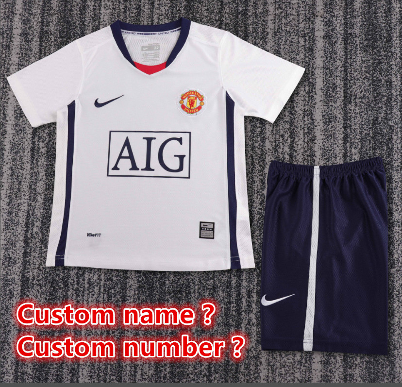 Child kids kit Retro jersey Manchester United jersey kids kit Home Third away 08/09 07/08  2010-11 1996-98 11-12 12/13 1998-99 1990-92  Manchester United Retro soccer jersey 10-20 days. It will arrive in your country