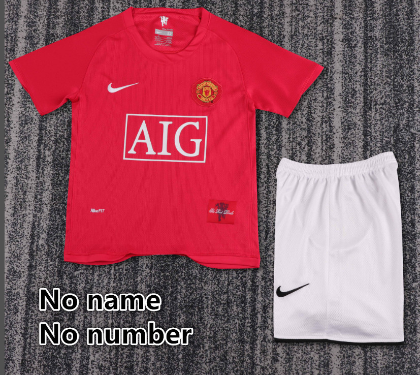 Child kids kit Retro jersey Manchester United jersey kids kit Home Third away 08/09 07/08  2010-11 1996-98 11-12 12/13 1998-99 1990-92  Manchester United Retro soccer jersey 10-20 days. It will arrive in your country