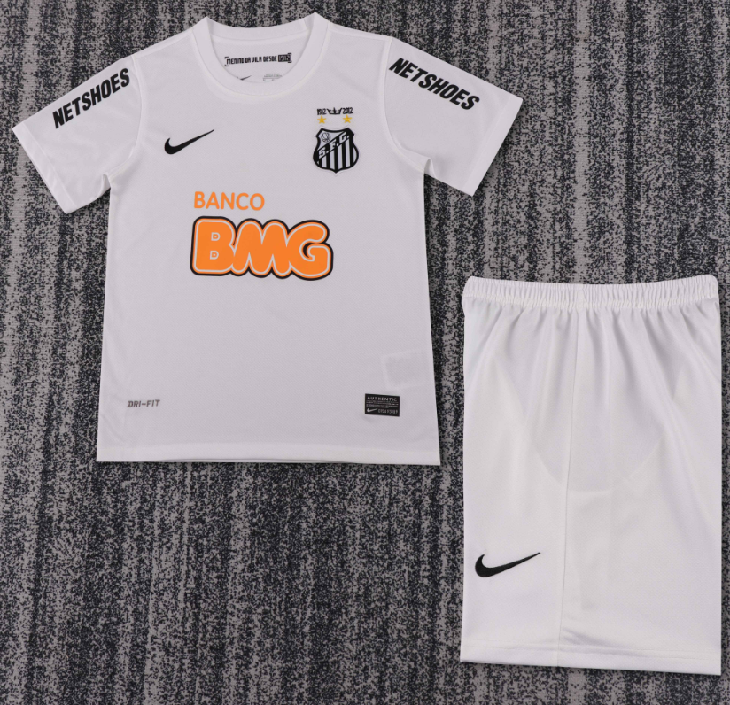 Child kids kit Retro jersey Santos jersey kids kit Home Third away  2013 Santos Retro soccer jersey 10-20 days. It will arrive in your country