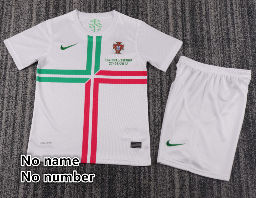 Child kids kit Retro jersey Portugal jersey kids kit Home Third away  2006 2004 2012 1998  Portugal Retro soccer jersey 10-20 days. It will arrive in your country