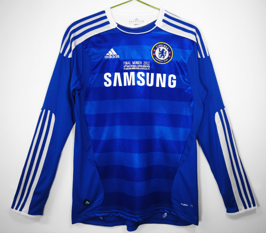 Long sleeve Chelsea Retro jersey 25 26  Home and away New adult  2011/12 2012 13 Chelsea soccer jersey 10-20 days. It will arrive in your country