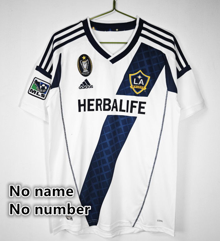 Los Angeles Galaxy Retro jersey 25 26  Home and away New adult  2012 Los Angeles Galaxy soccer jersey 10-20 days. It will arrive in your country