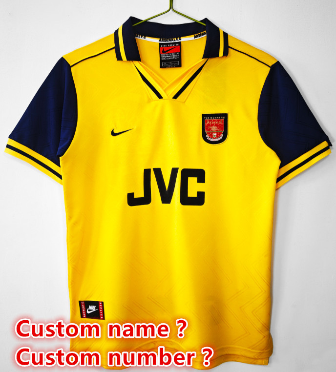 Arsenal Retro jersey 25 26  Home and away New adult Retro  1986 /88  1993/94 1988/90 1986/96  2004/05  1992/93 1995  2001/02 Arsenal soccer jersey 10-20 days. It will arrive in your country days. It will arrive in your country