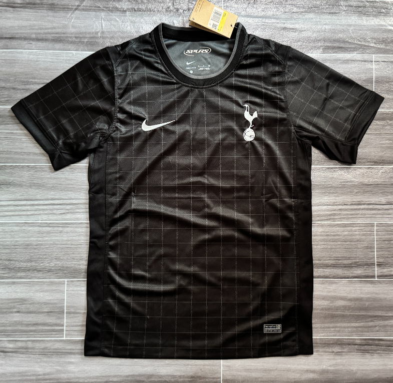 25 26 Tottenham adult jersey 2024 2025 Home and away 2025 2026 Tottenham soccer jersey 10-20 days. It will arrive in your country