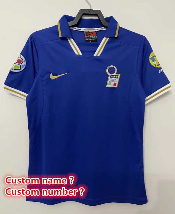 Italy Retro jersey Home and away adult Retro Italy soccer jersey 10-18 days.  About to reach your country