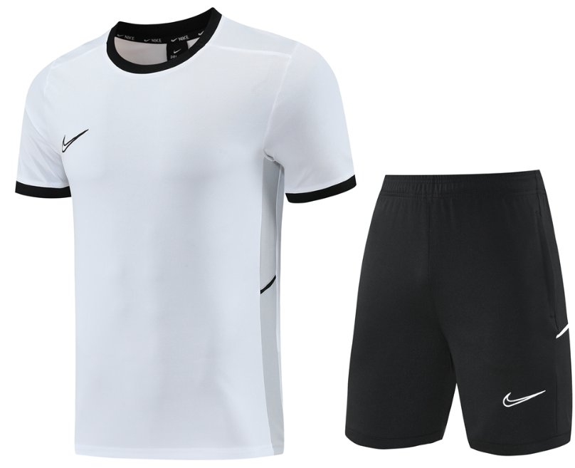 New Adidas Nike Puma  jersey  adult kit New 24 25 Adidas Nike coat jacket soccer jersey 10-20 days. It will arrive in your country