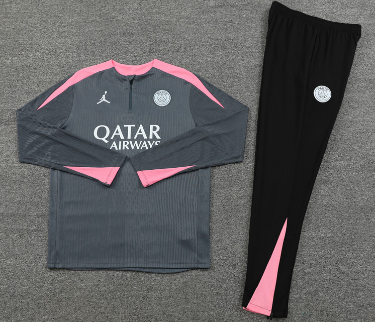 New psg training coat jacket  jersey kids kit adult kit New 24 25 psg training coat jacket soccer jersey 10-20 days. It will arrive in your country