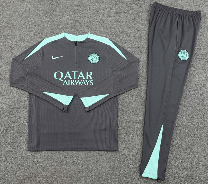 New psg training coat jacket  jersey kids kit adult kit New 24 25 psg training coat jacket soccer jersey 10-20 days. It will arrive in your country