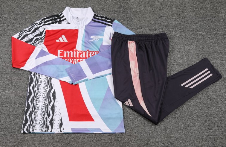 New Arsenal training coat jacket  jersey kids kit adult kit New 24 25 Arsenal training coat jacket soccer jersey 10-20 days. It will arrive in your country