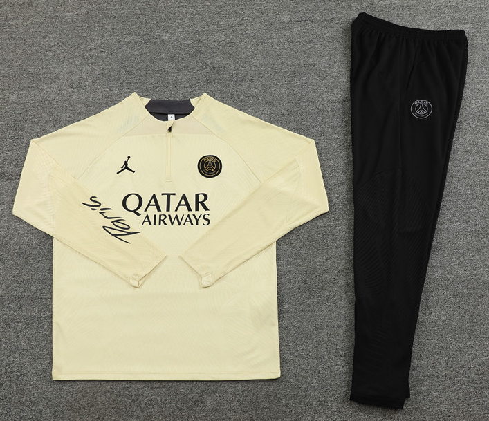 New psg training coat jacket  jersey kids kit adult kit New 24 25 psg training coat jacket soccer jersey 10-20 days. It will arrive in your country