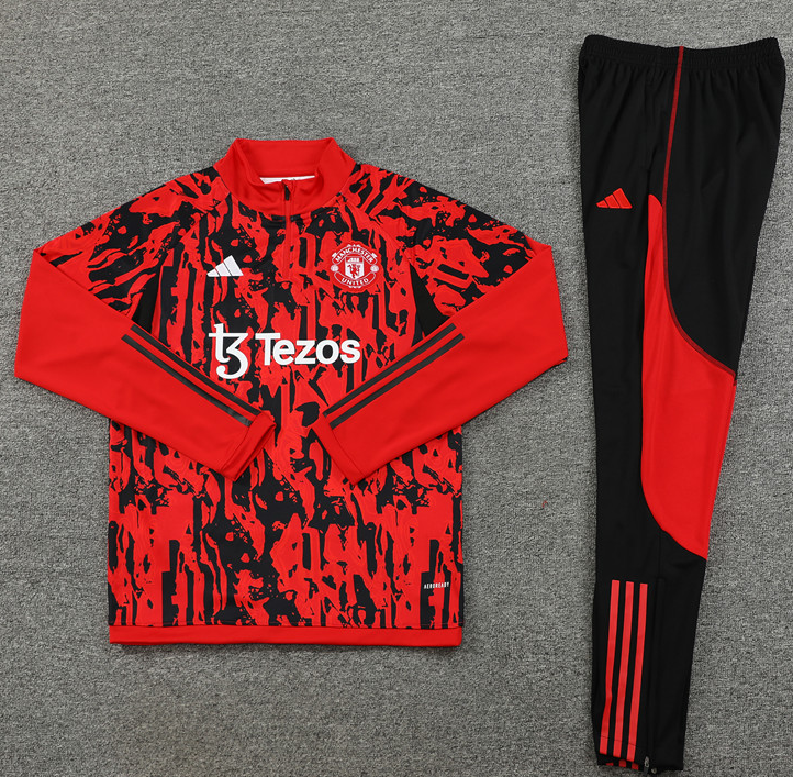 New Manchester United training coat jacket  jersey kids kit adult kit New 24 25 Manchester United training coat jacket soccer jersey 10-20 days. It will arrive in your country