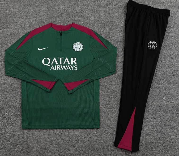 New psg training coat jacket  jersey kids kit adult kit New 24 25 psg training coat jacket soccer jersey 10-20 days. It will arrive in your country