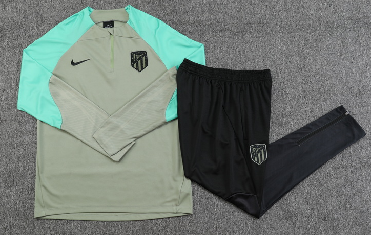 New Atletico Madrid training coat jacket  jersey kids kit adult kit New 24 25 Atletico Madrid training coat jacket soccer jersey 10-20 days. It will arrive in your country