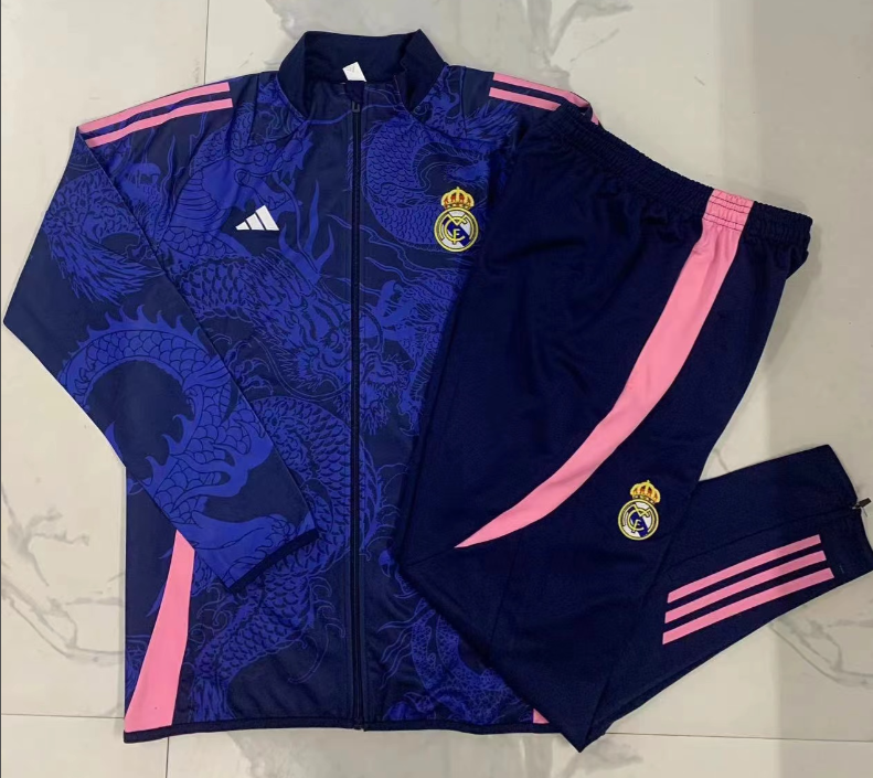 24 25 New Real Madrid training coat jacket  jersey adult kit New 24 25 Real Madrid coat jacket soccer jersey 10-20 days. It will arrive in your country