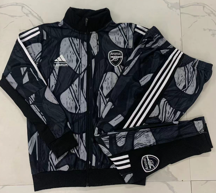 24 25 New Arsenal  training coat jacket  jersey kids kit adult kit New 24 25 Arsenal coat jacket soccer jersey 10-20 days. It will arrive in your country