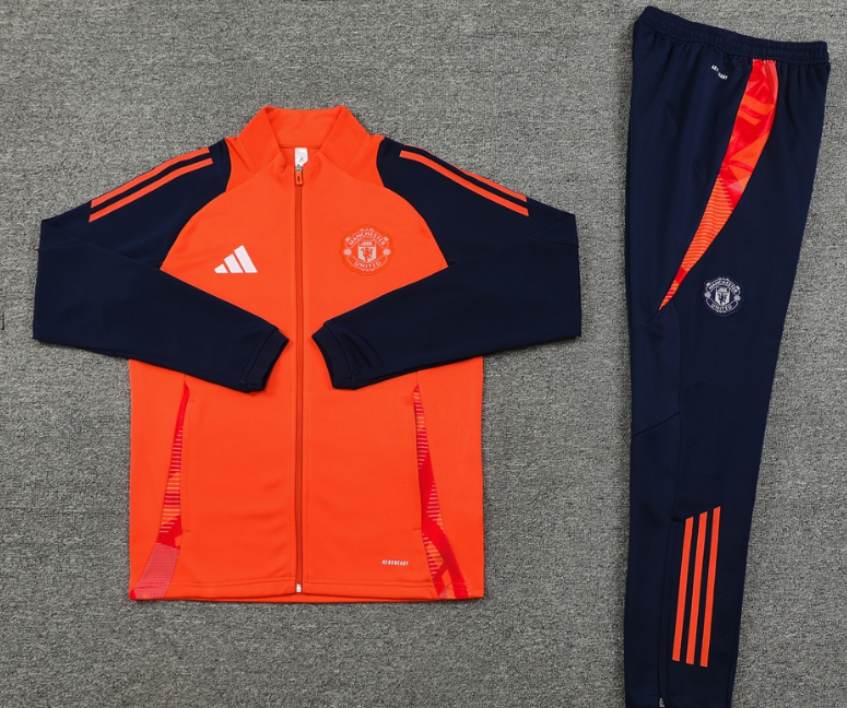 24 25 New Manchester United training coat jacket  jersey adult kit New 24 25 Manchester United coat jacket soccer jersey 10-20 days. It will arrive in your country