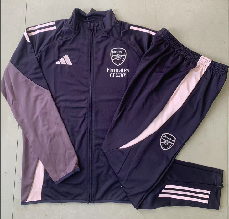 New Arsenal  training coat jacket  jersey kids kit adult kit New 24 25 Arsenal coat jacket soccer jersey 10-20 days. It will arrive in your country