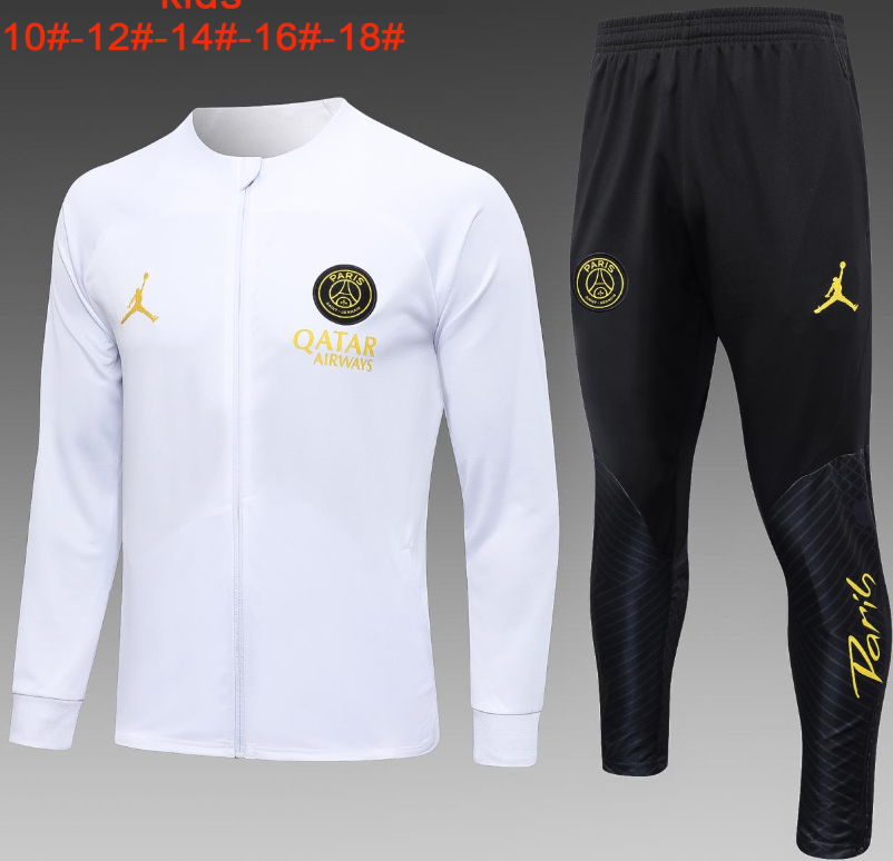 New psg training coat jacket  jersey kids kit adult kit New 24 25 psg coat jacket soccer jersey 10-20 days. It will arrive in your country