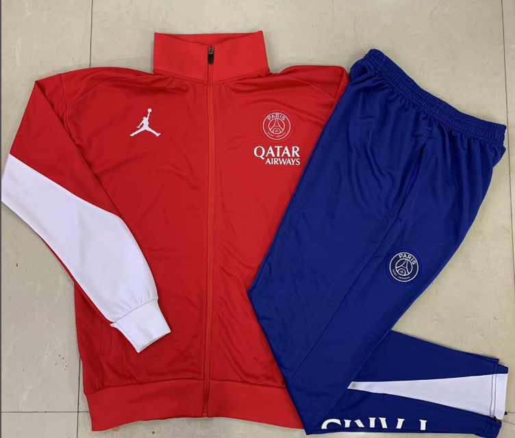 New psg training coat jacket  jersey kids kit adult kit New 24 25 psg coat jacket soccer jersey 10-20 days. It will arrive in your country