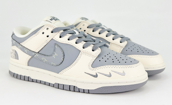 Nike shoes NIKE DUNK SB  Size, 36-45  You can click on the link of the picture below to view more detailed pictures.