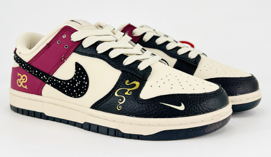 Nike shoes NIKE DUNK SB  Size, 36-45  You can click on the link of the picture below to view more detailed pictures.