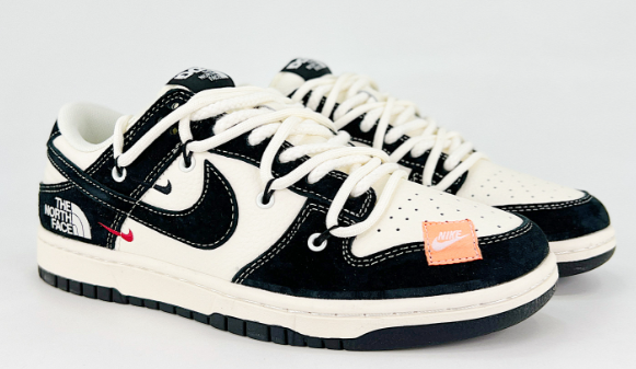 Nike shoes NIKE DUNK SB  Size, 36-45  You can click on the link of the picture below to view more detailed pictures.