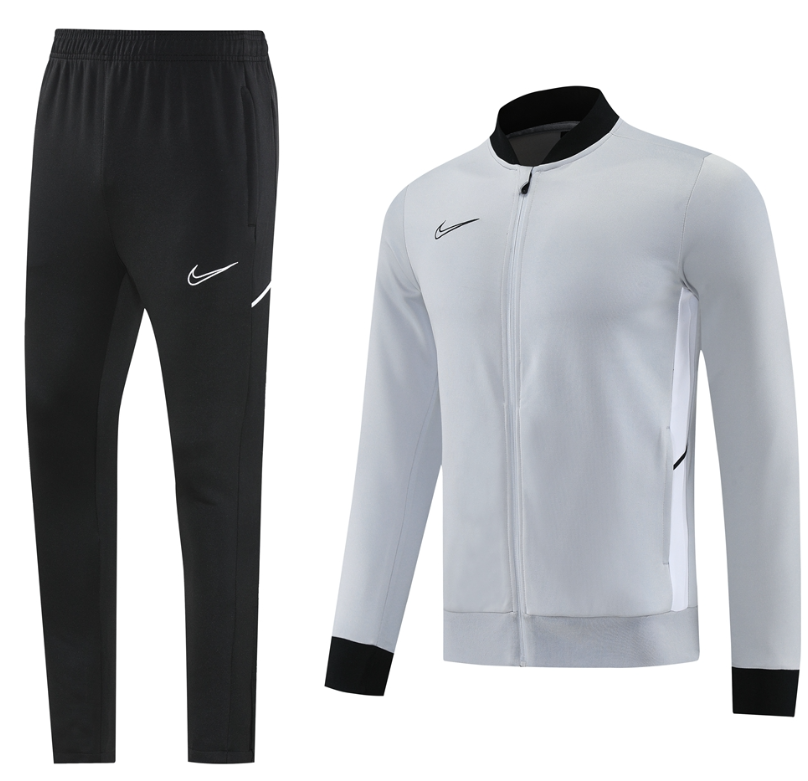 New Adidas Nike  training coat jacket  jersey adult kit New Adidas Nike coat jacket soccer jersey 10-20 days. It will arrive in your country
